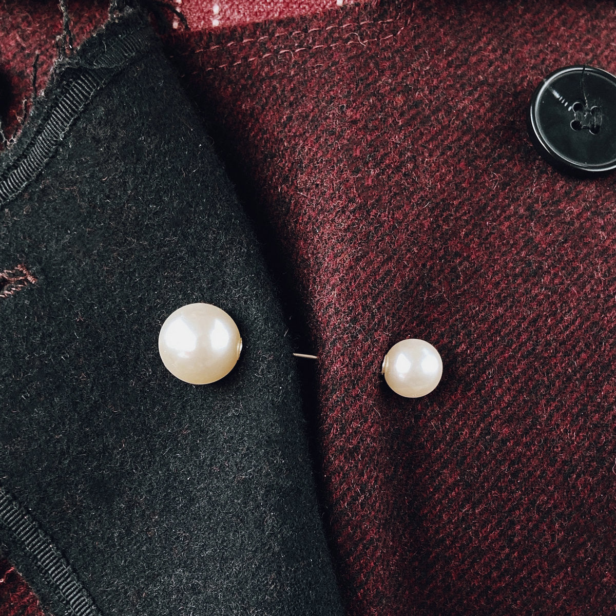 All-match free sewing pearl brooch